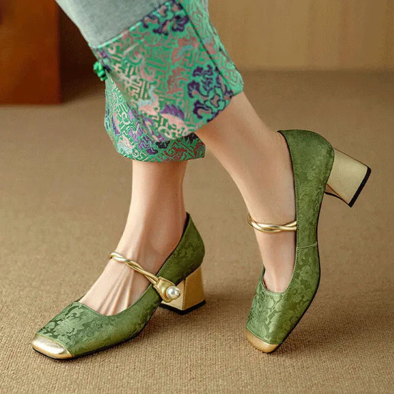 Agnieszka | Eleganckie Buty z Kwiatowym Wytłoczeniem na Wyjątkowe Okazje Chicveo