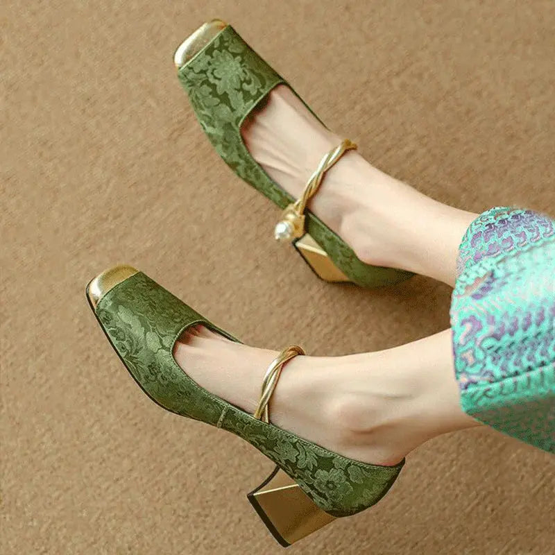 Agnieszka | Eleganckie Buty z Kwiatowym Wytłoczeniem na Wyjątkowe Okazje Chicveo