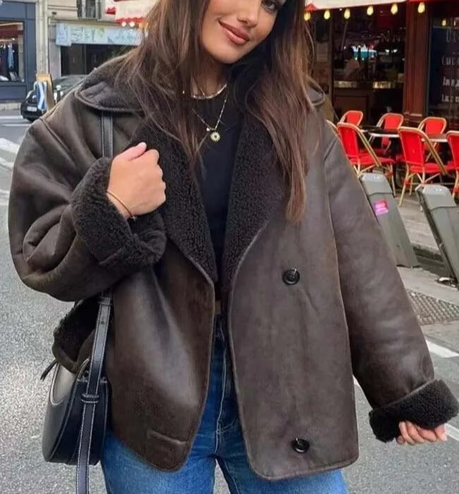 Alessia | Krótka Damska Kurtka z Owczej Wełny