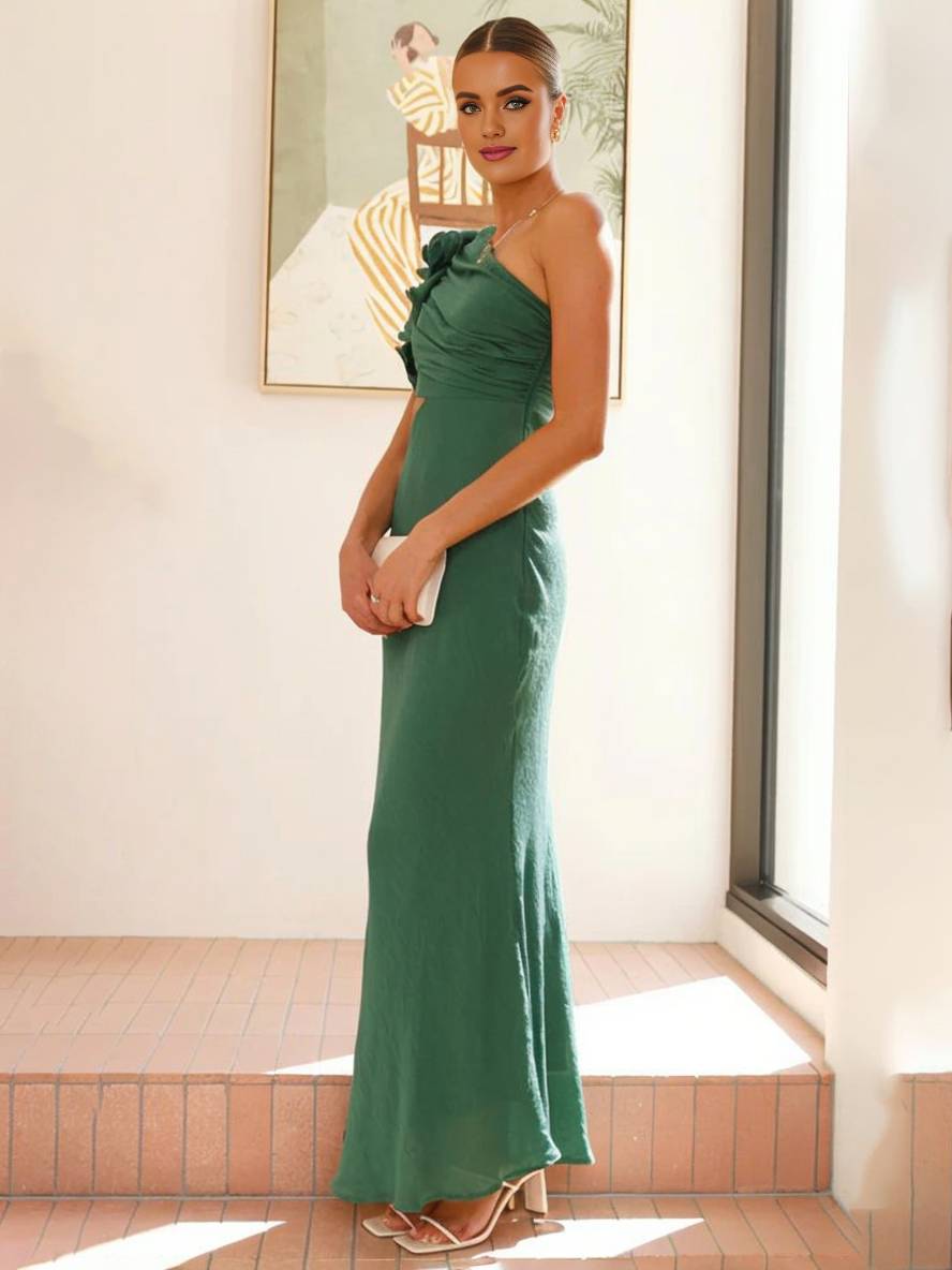 Amelia | Elegancka Asymetryczna Suknia Wieczorowa z Wycięciami
