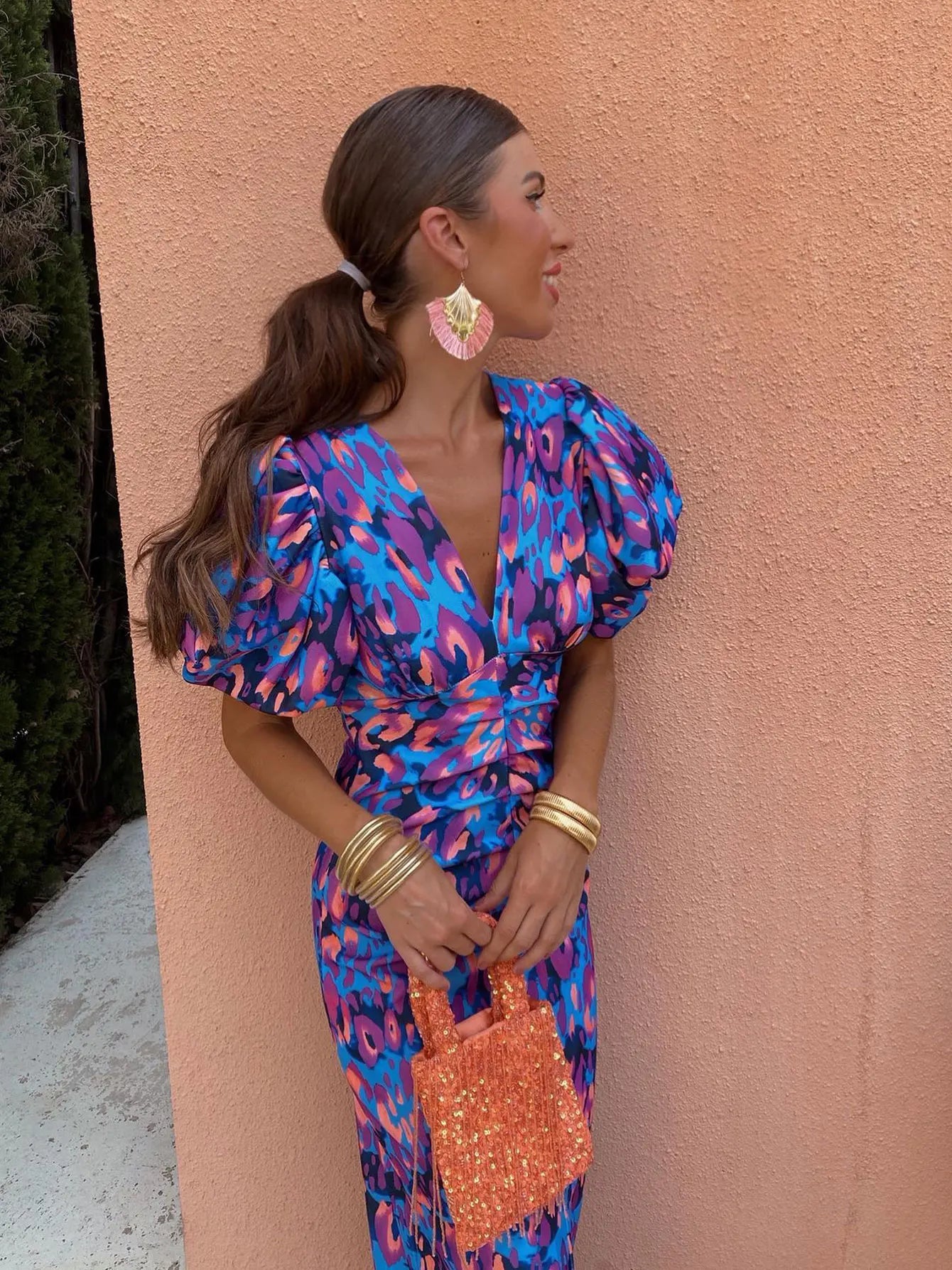 Amelia | Elegancka Midi Sukienka z Wyrazistym Printem Chicveo
