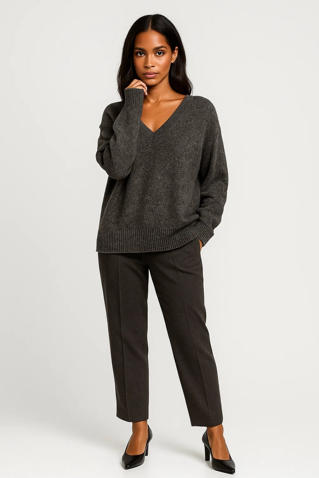 Cassia | Dzianinowy Sweter Damski | Dekolt w Serek z Luźnym Fasonem