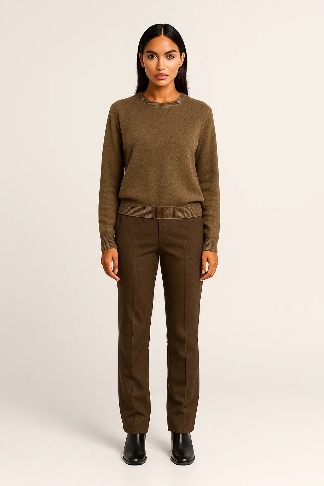 Chiara | Damski Sweter, Okrągły Dekolt i Żebrowane Wykończenia