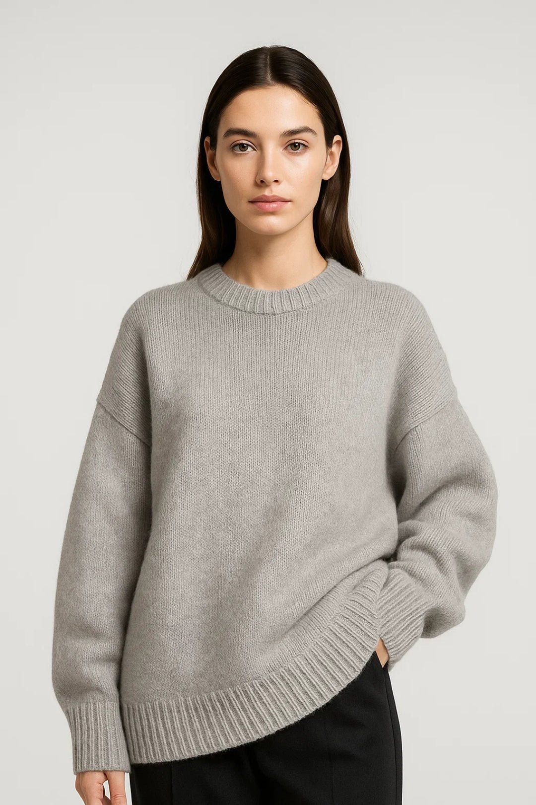 Dalia | Oversized Sweter Damski, Okrągły Dekolt z Obniżonymi Szewami na Ramionach