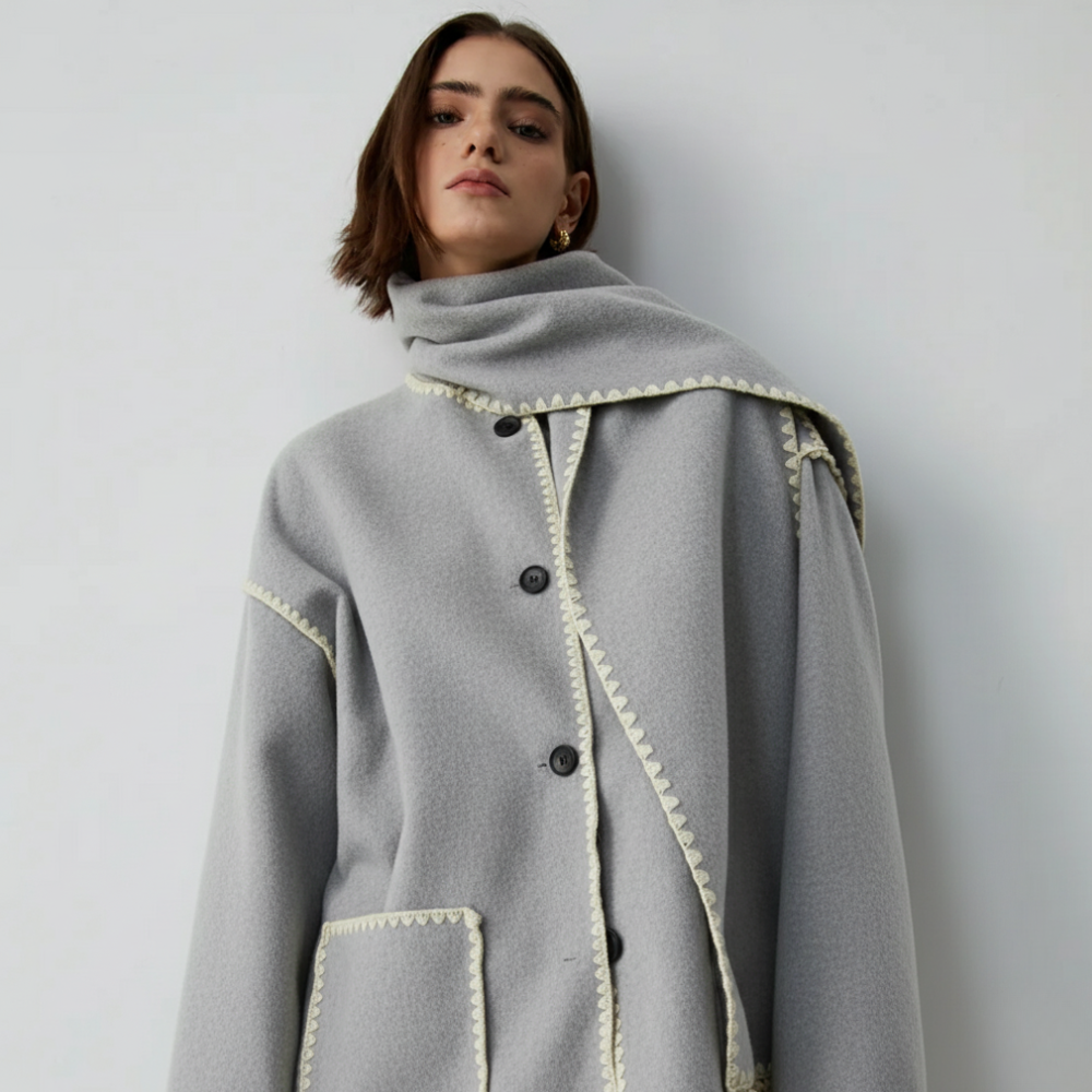 Damski Wełniany Płaszcz z Szalowym Kołnierzem