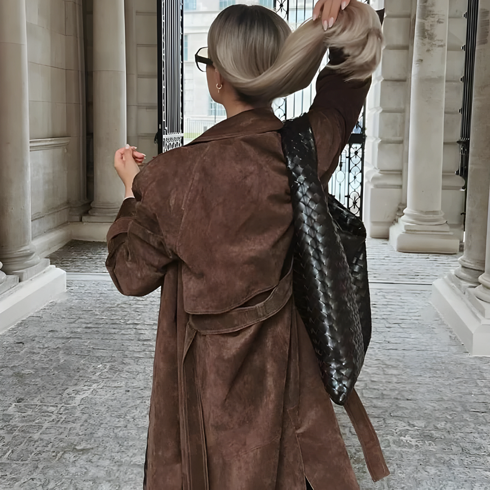 Freya | Luksusowy Skórzany Maxi Trencz z Podwójnym Zapięciem na Guziki