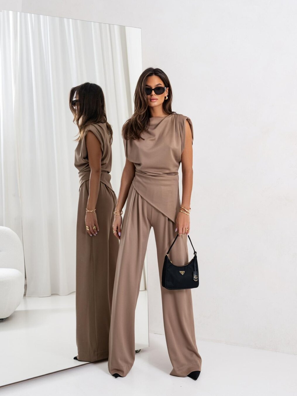 Janina | Elegancka Dwuczęściowa Stylizacja z Topem i Spodniami Chicveo
