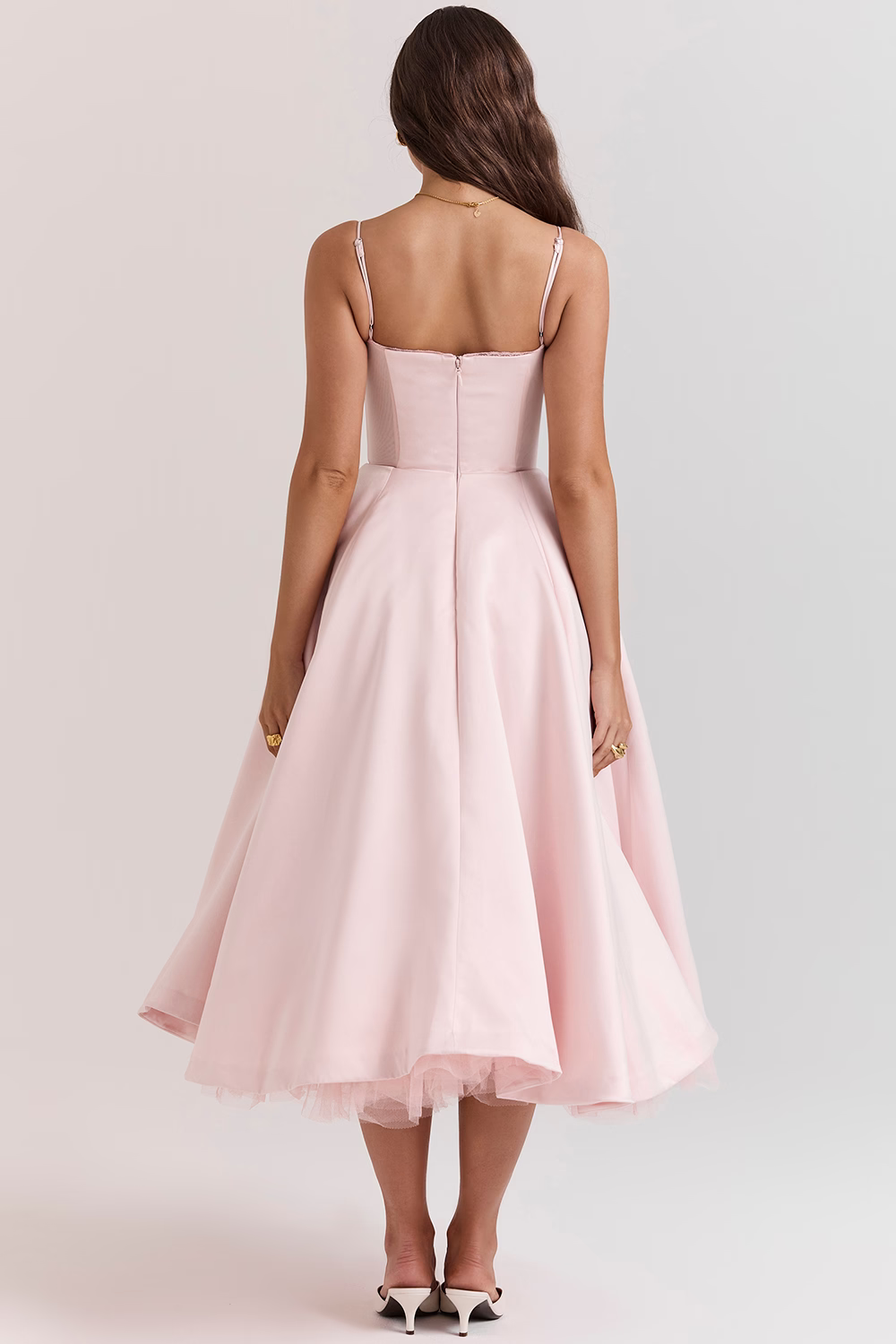 Joanna | Stylowa Midi Sukienka z Tiulu z Regulowanymi Ramiączkami Chicveo