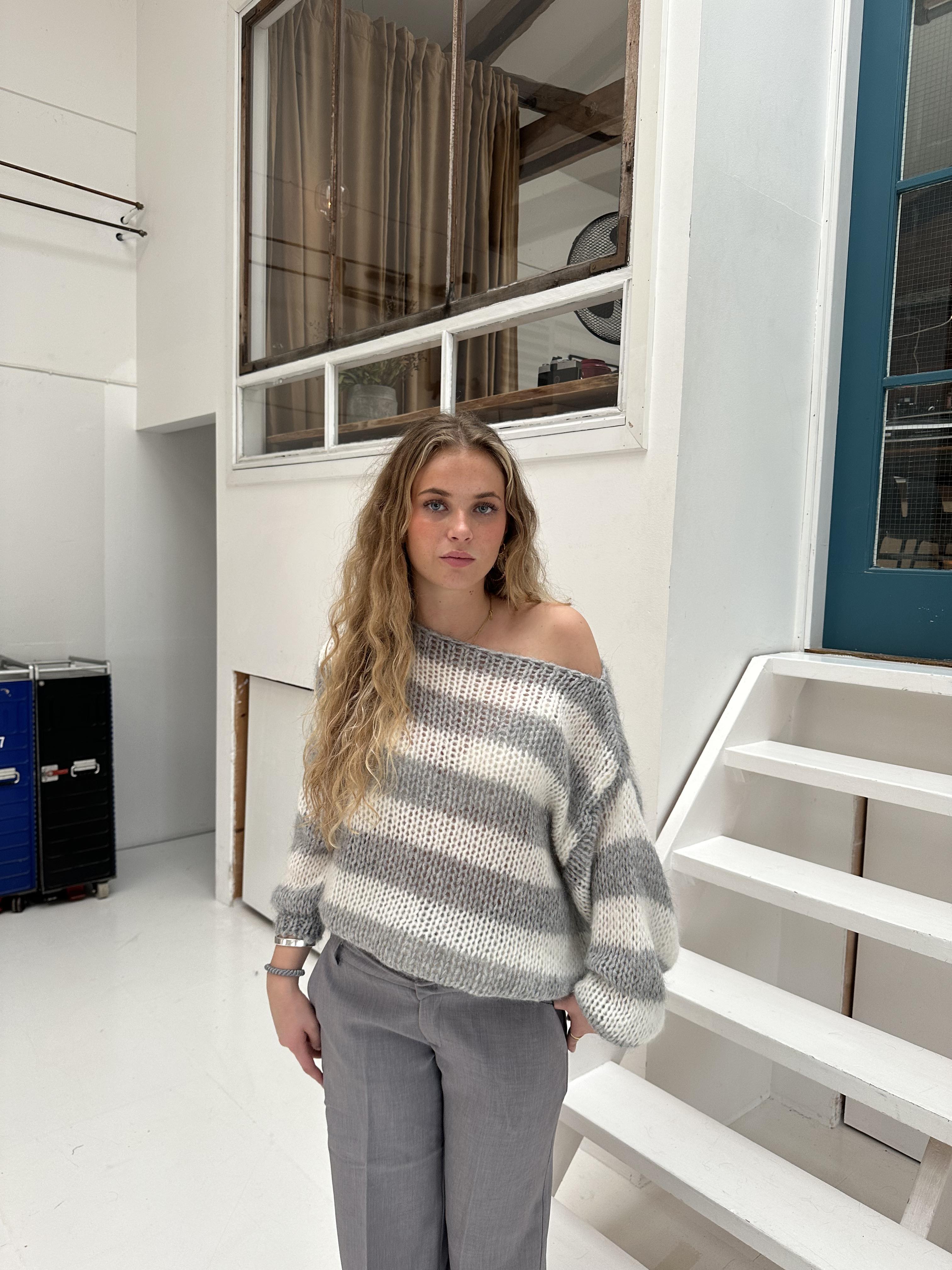 Lena | Damski Sweter w Paski