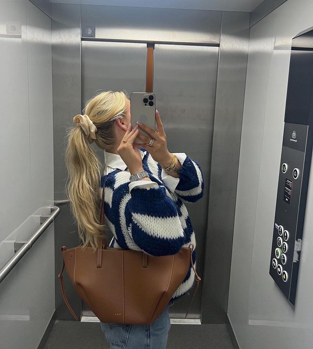 Lena | Damski Sweter w Paski