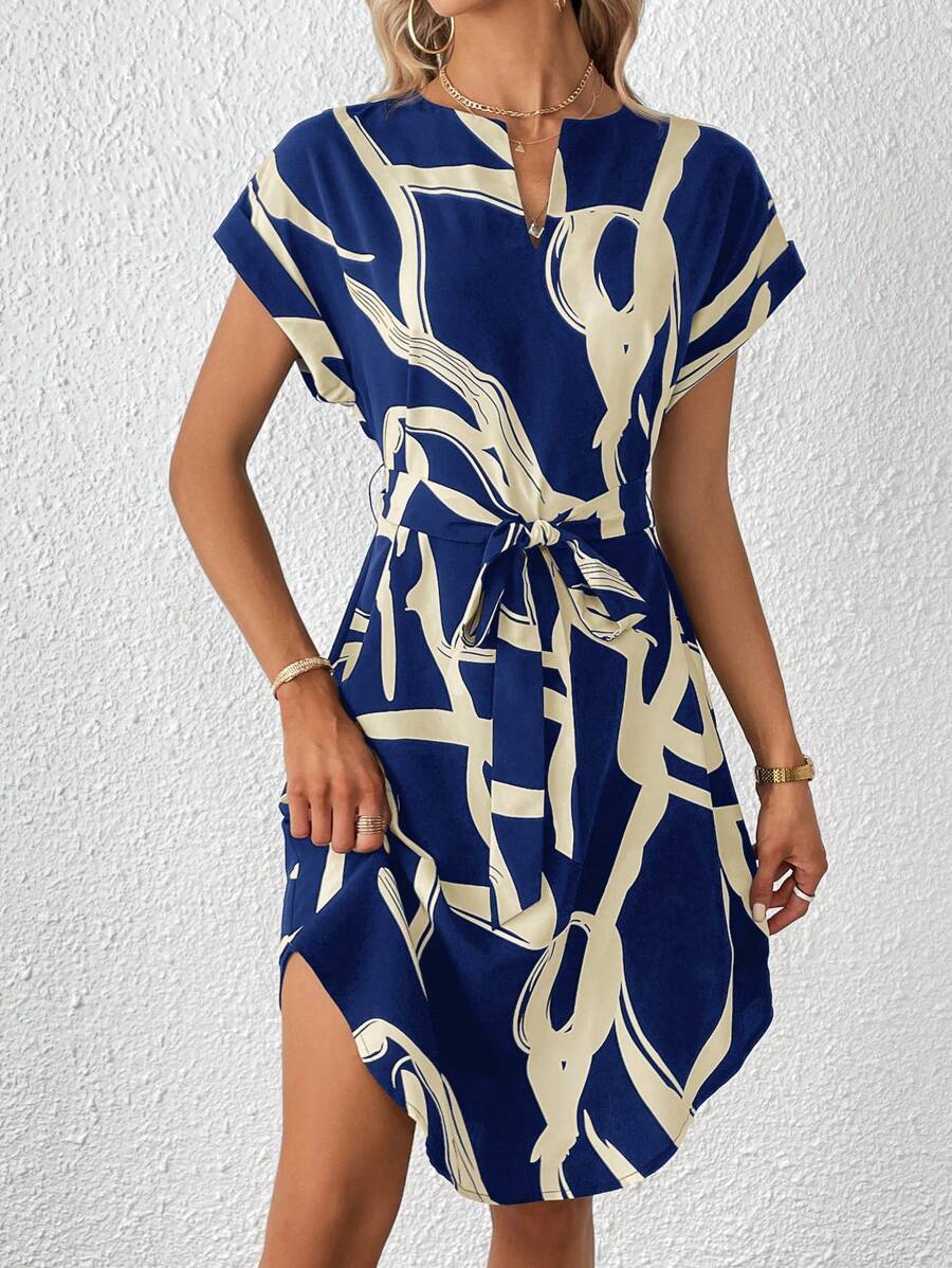 Natalia | Elegancka Sukienka z Nowoczesnym Akcentem