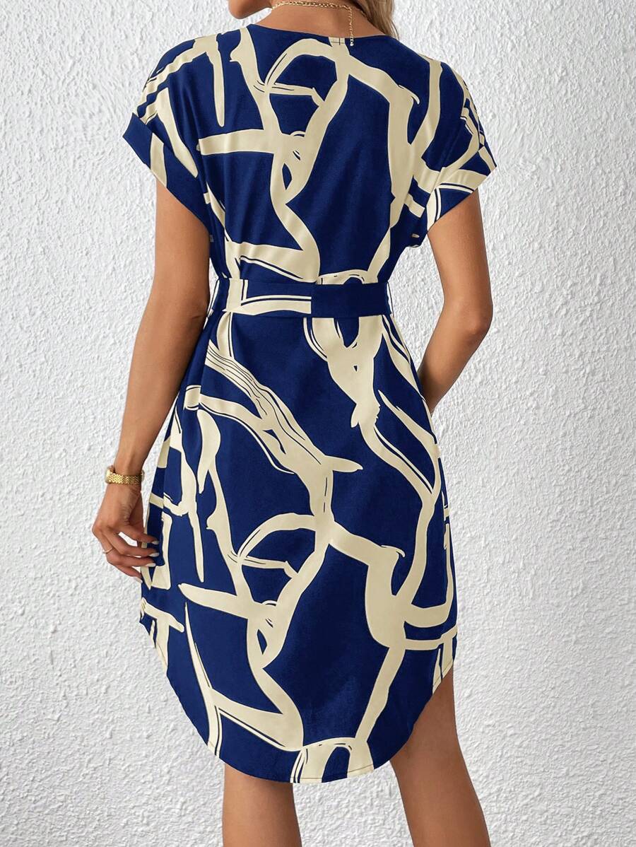 Natalia | Elegancka Sukienka z Nowoczesnym Akcentem
