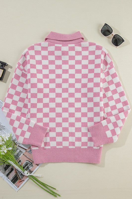 Rosalin | Damski sweter z dekoltem w serek w kratę z guzikami