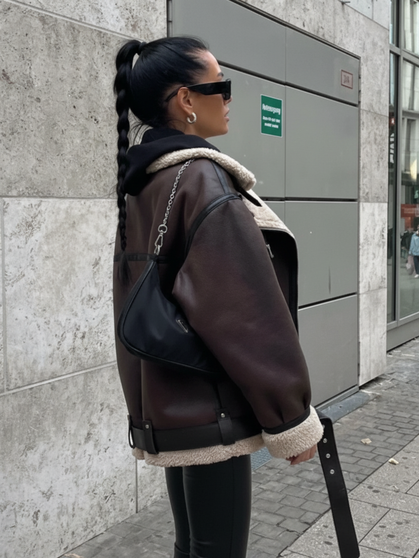 Skórzana kurtka bomber z futrem na zimę