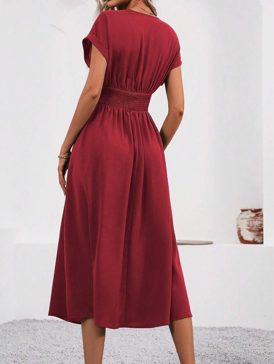 Zofia | Elegancka Sukienka z Kopertowym Dekoltem w V