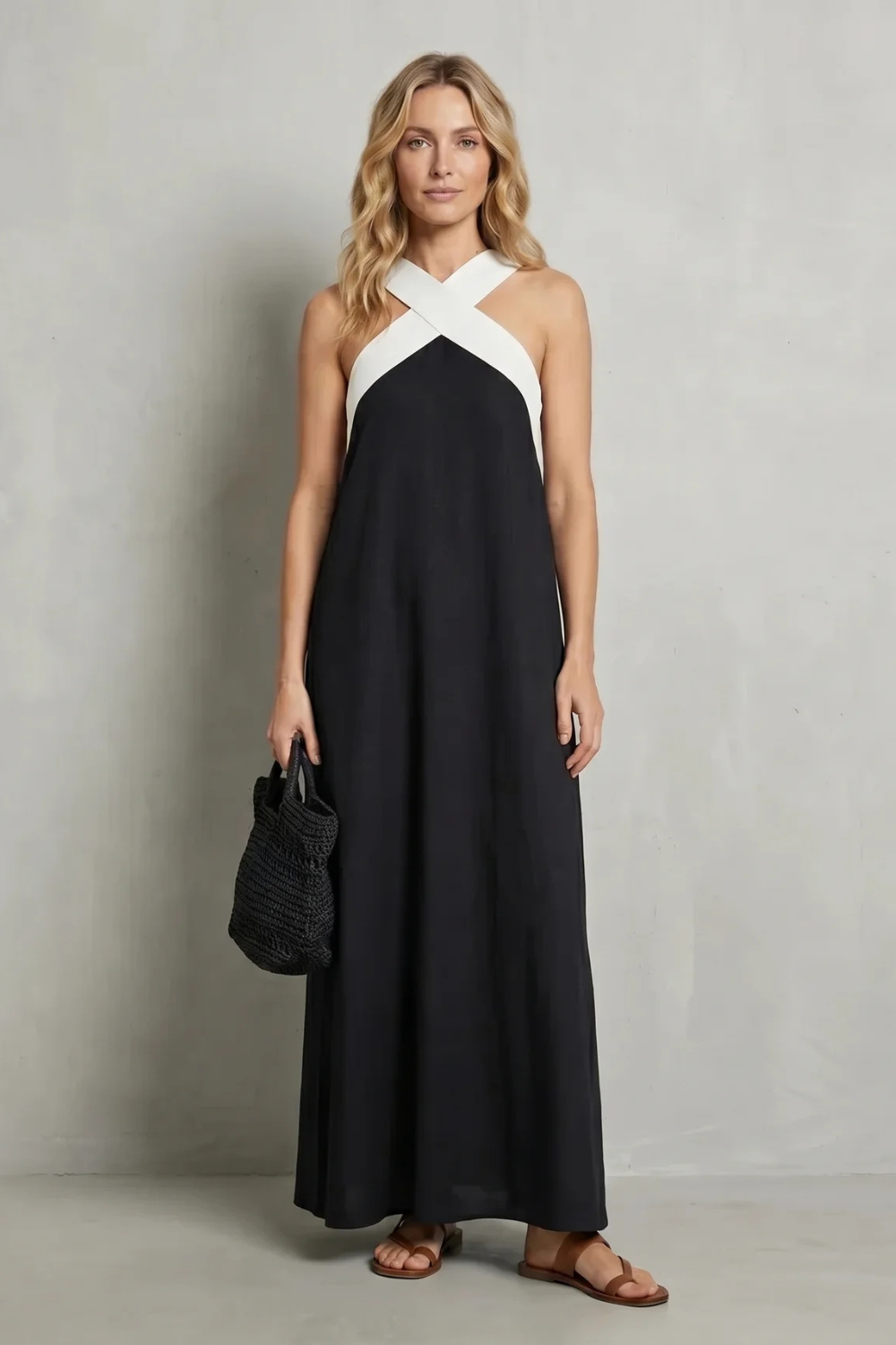 Seravelle – Elegancja z krzyżowym halterem – Sukienka maxi