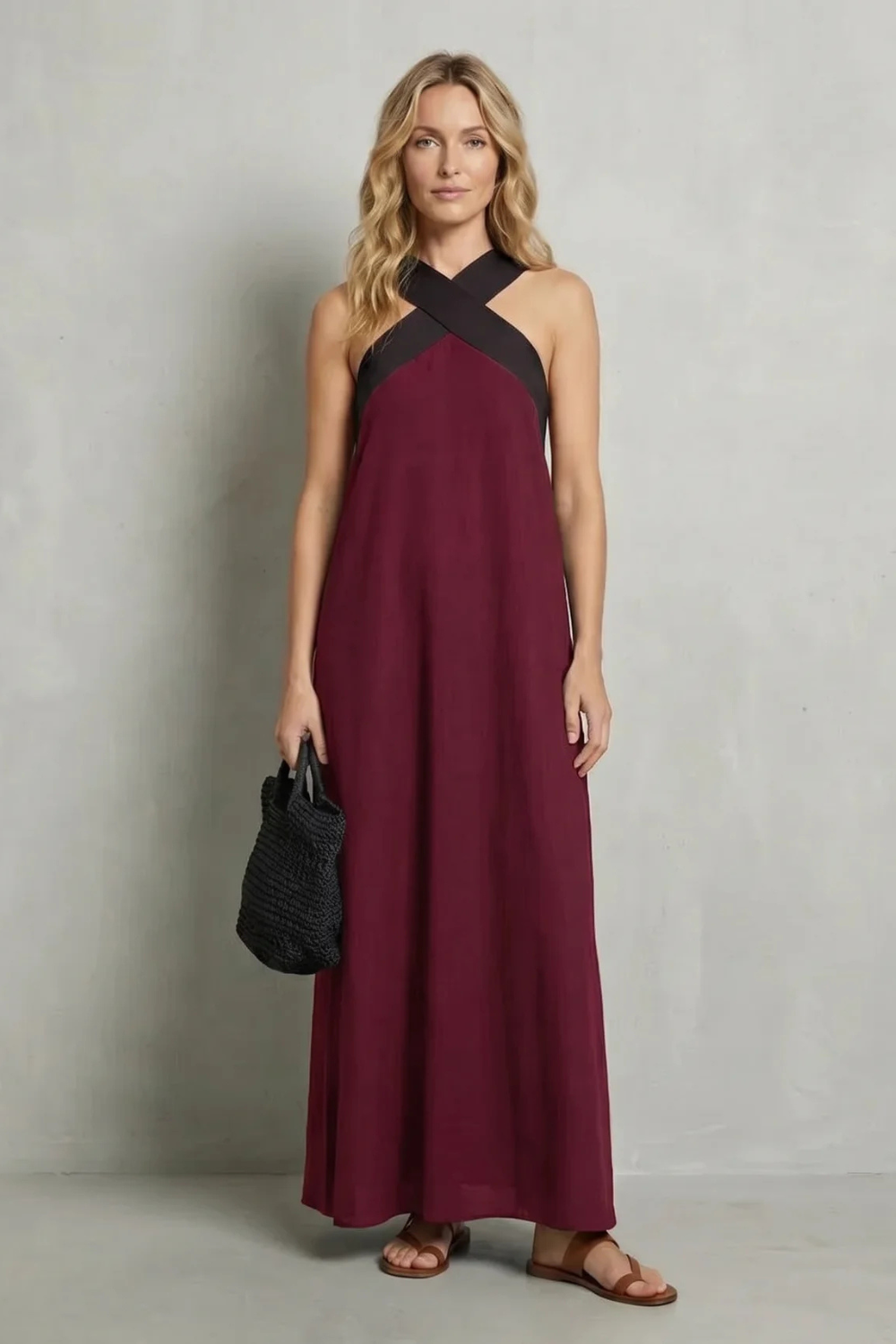 Seravelle – Elegancja z krzyżowym halterem – Sukienka maxi