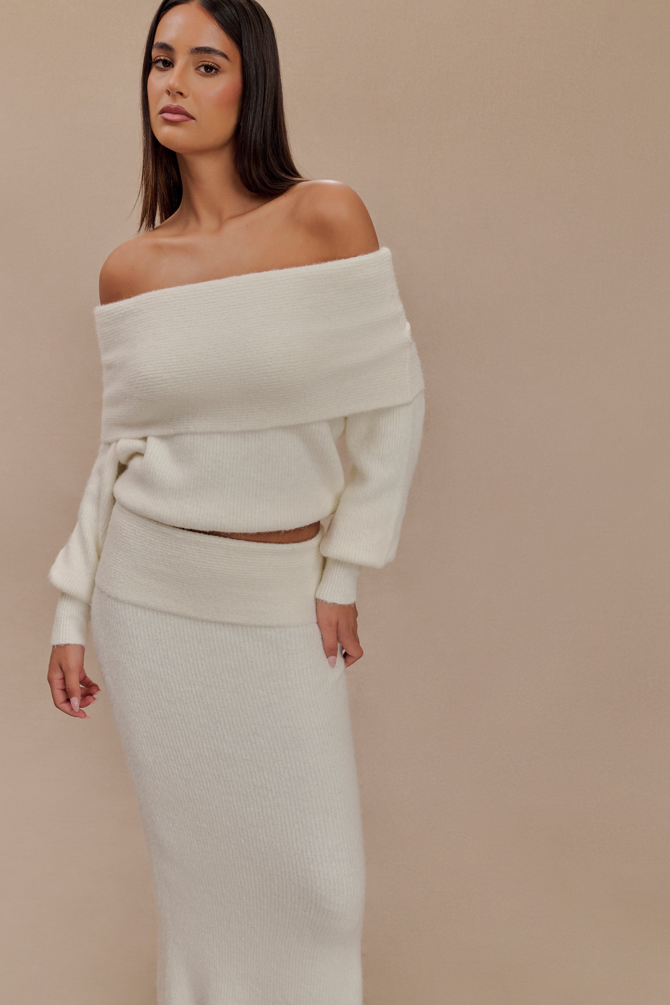 Maja Dzianinowy Zestaw Off-Shoulder