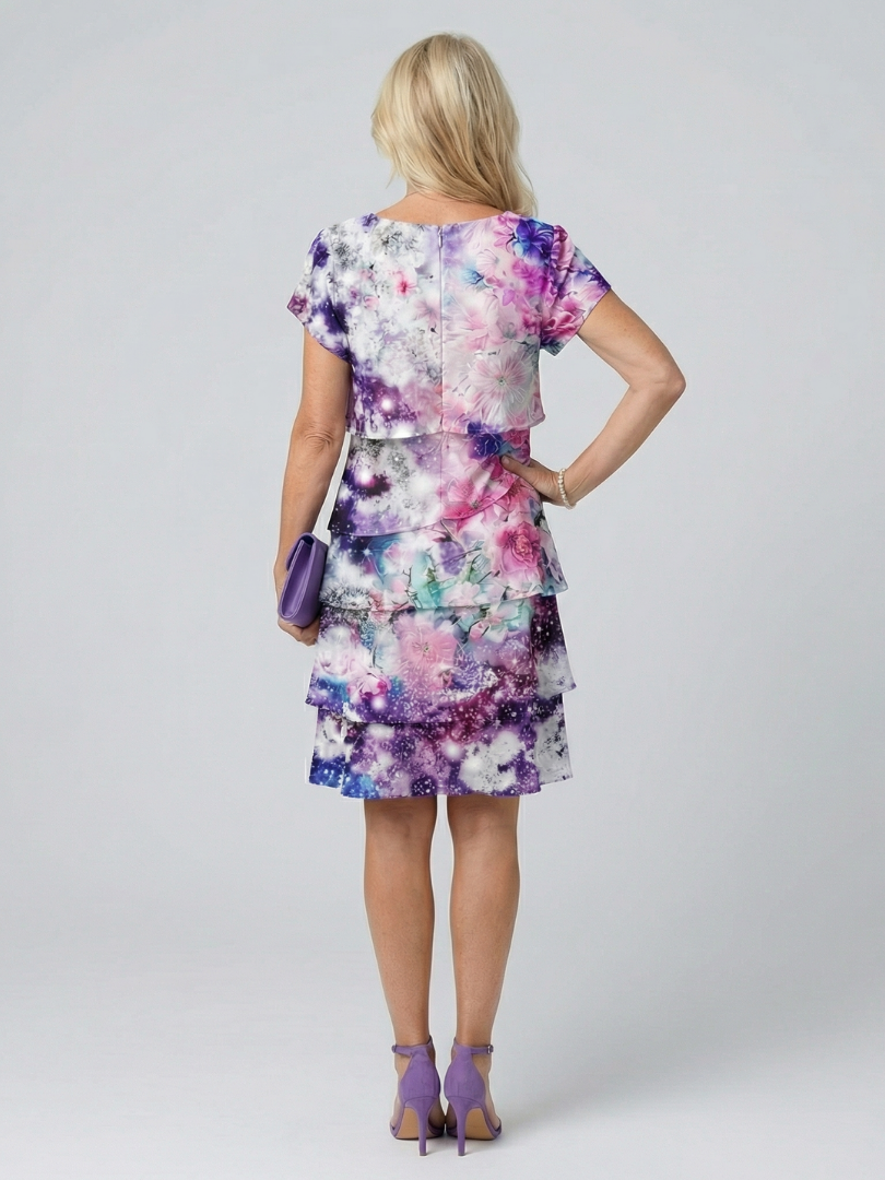 Zaya | Sukienka do kolan z lekkim kwiatowym wzorem