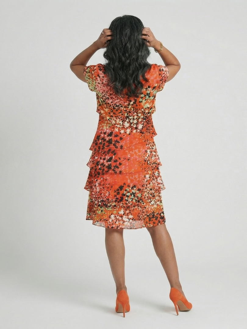 Evania | Sukienka do kolan w kropeczki