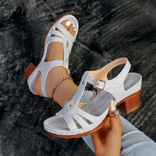 Beronia | Skórzane Sandały Chic