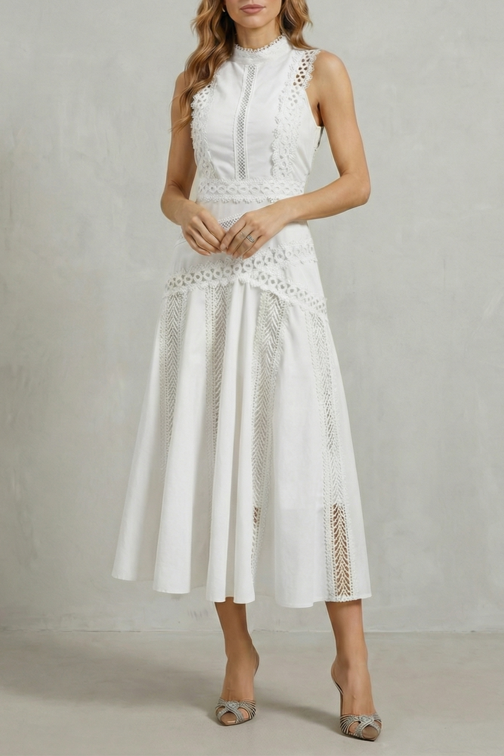 Gracia – Złożone panele koronkowe – Elegancka sukienka midi