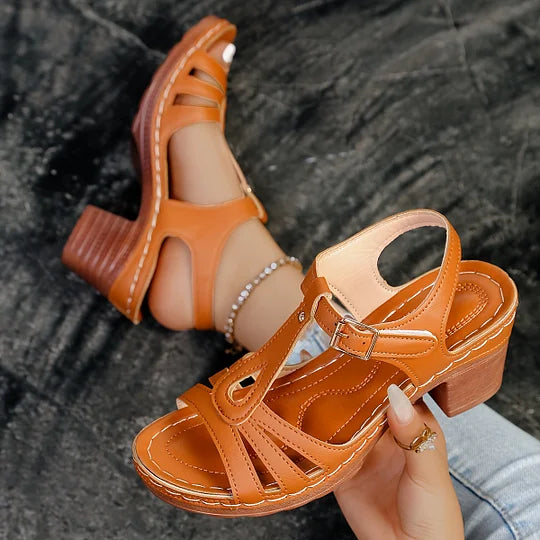 Beronia | Skórzane Sandały Chic