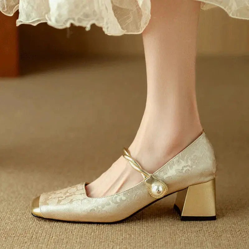 Agnieszka | Eleganckie Buty z Kwiatowym Wytłoczeniem na Wyjątkowe Okazje Chicveo