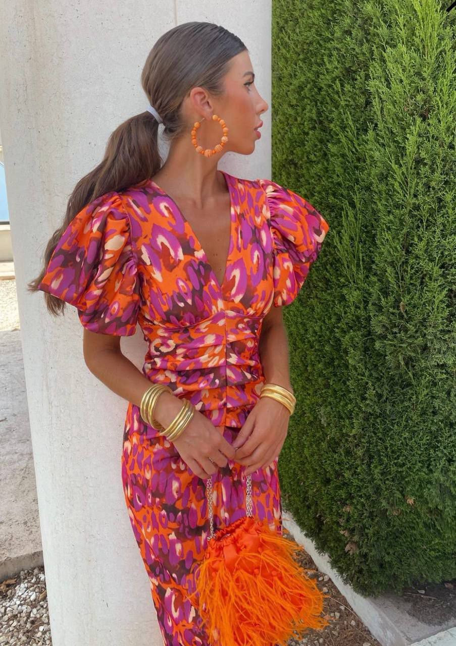 Amelia | Elegancka Midi Sukienka z Wyrazistym Printem