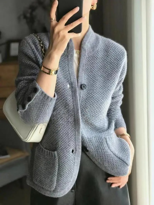 Clara | Damski Kardigan Casualowy z Guzikami