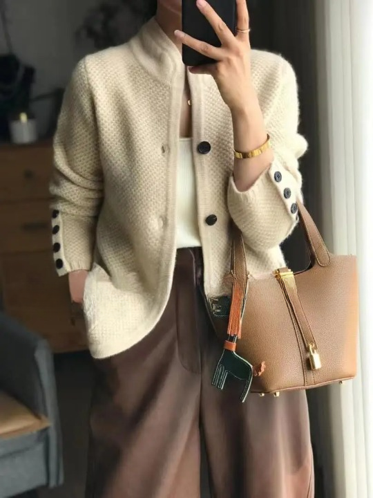 Clara | Damski Kardigan Casualowy z Guzikami