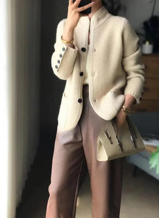 Clara | Damski Kardigan Casualowy z Guzikami