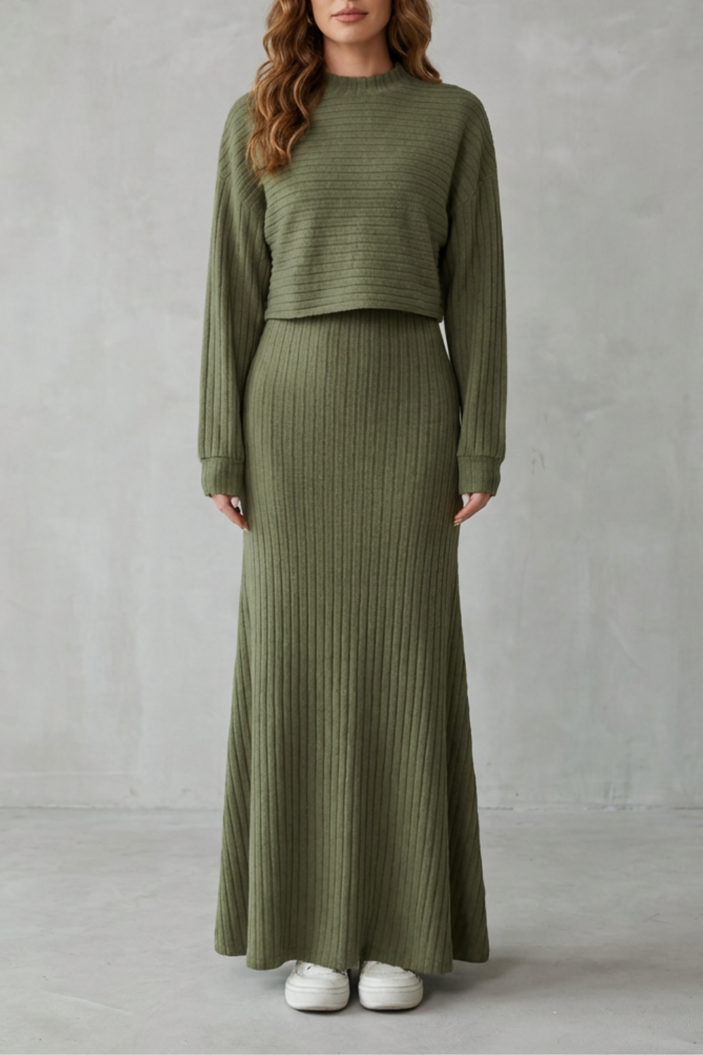 Clara – Zestaw dzianinowy 2 w 1 – Sukienka maxi i krótki sweter