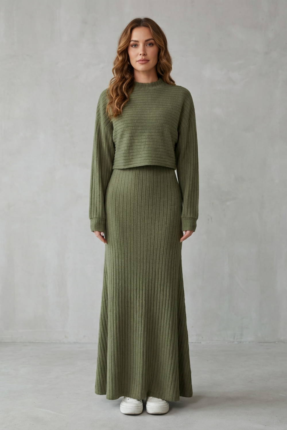 Clara – Zestaw dzianinowy 2 w 1 – Sukienka maxi i krótki sweter