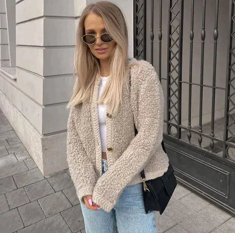 Claudia | Damska Kamizelka z Guzikami i Strukturą