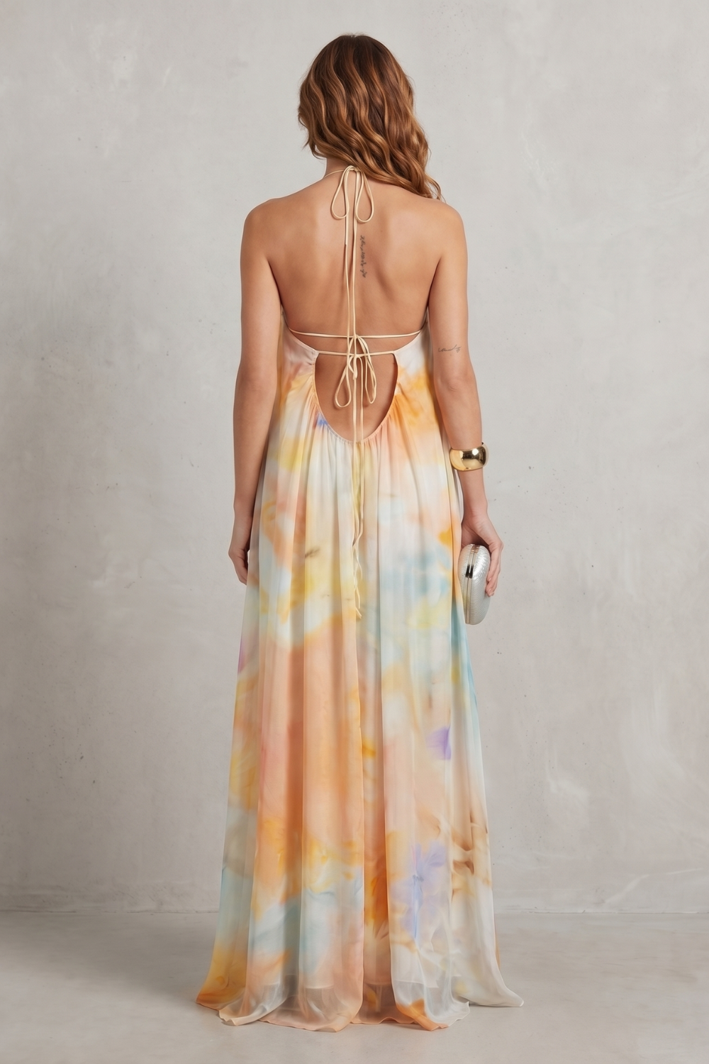 Corinelle – Sukienka maxi w stylu akwarelowym
