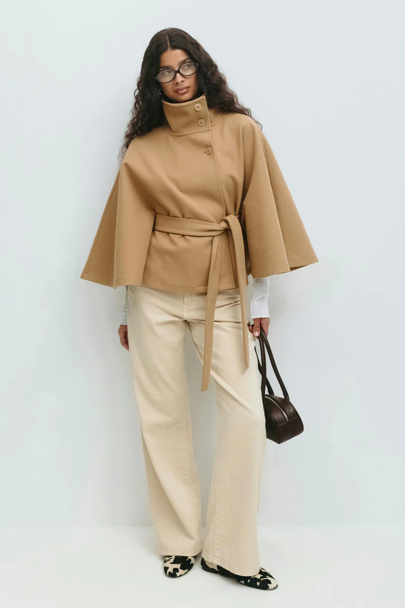 Damski płaszcz na jesień z wełny – Elegancki płaszcz z detalem w postaci guzików