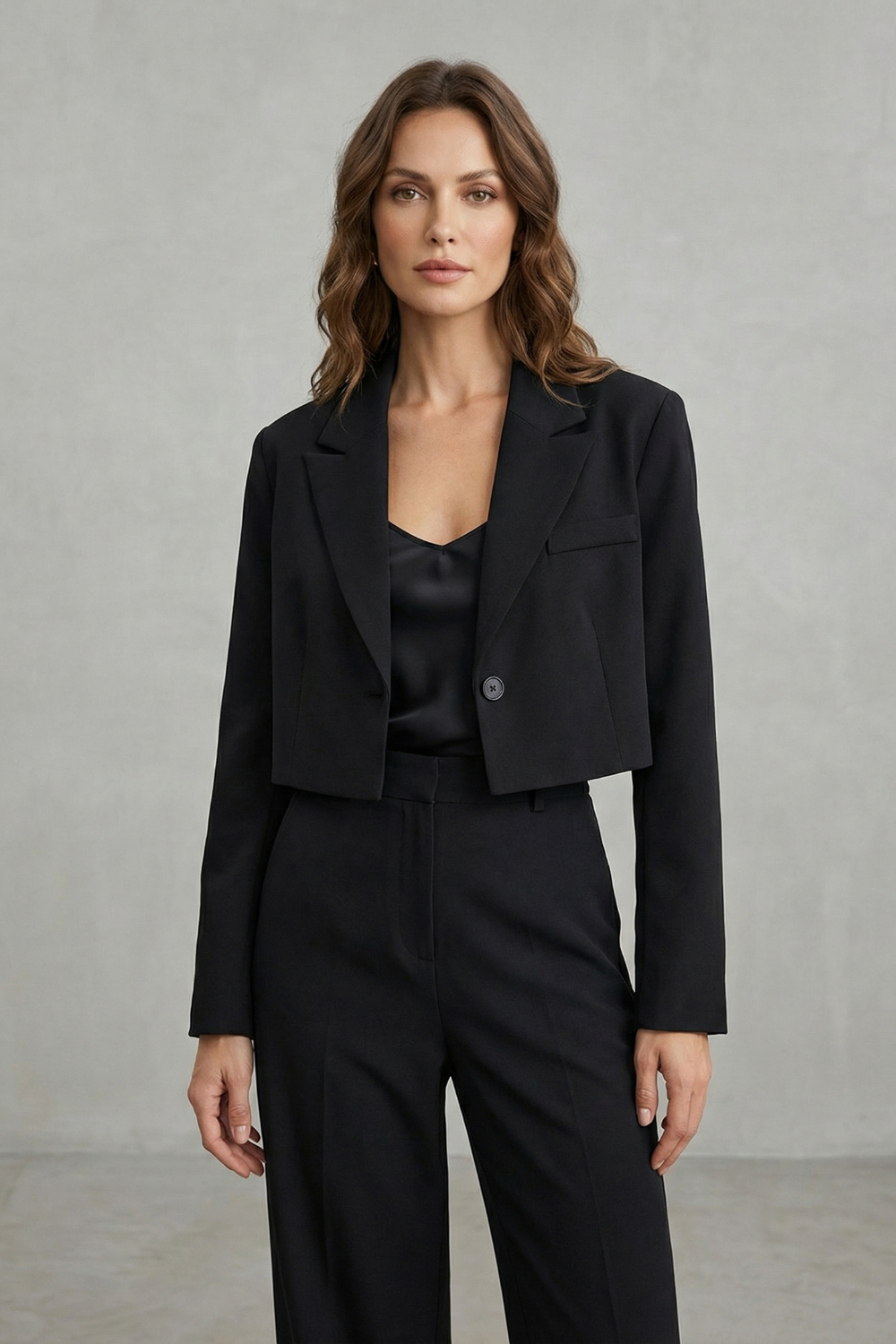 Domina – Elegancka, krótka sylwetka – Żakiet