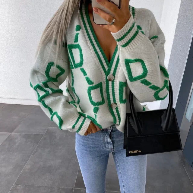 Dori | Damski sweter z graficznym wzorem i guzikami