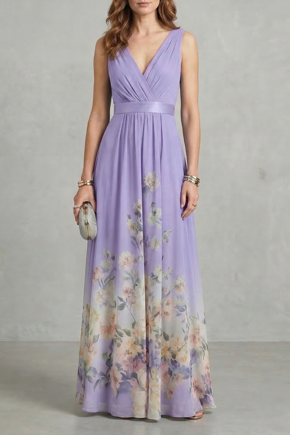 Elarisse – Kwiatowa elegancja – Sukienka maxi z dekoltem w serek