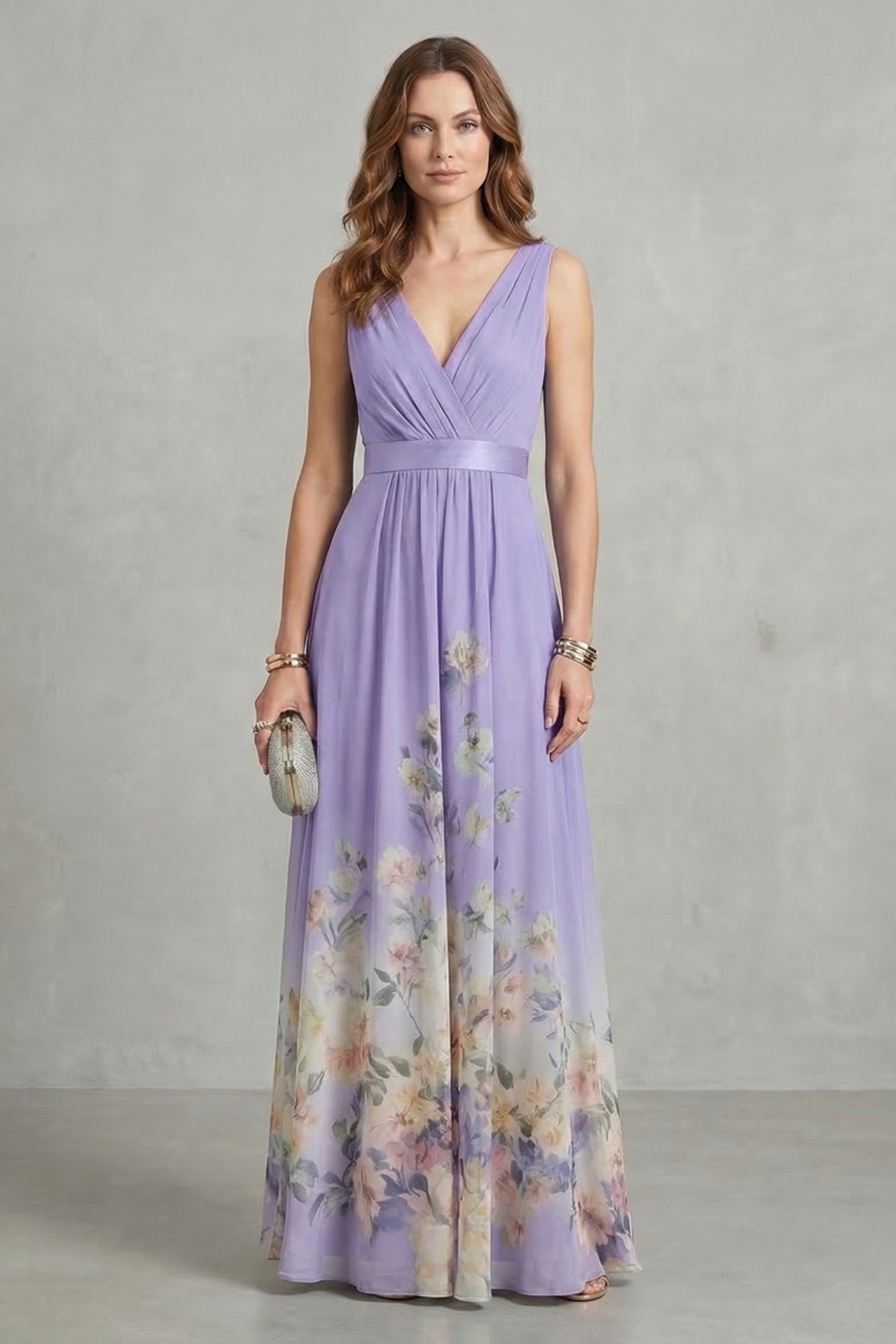 Elarisse – Kwiatowa elegancja – Sukienka maxi z dekoltem w serek
