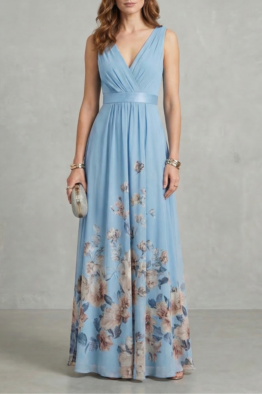 Elarisse – Kwiatowa elegancja – Sukienka maxi z dekoltem w serek