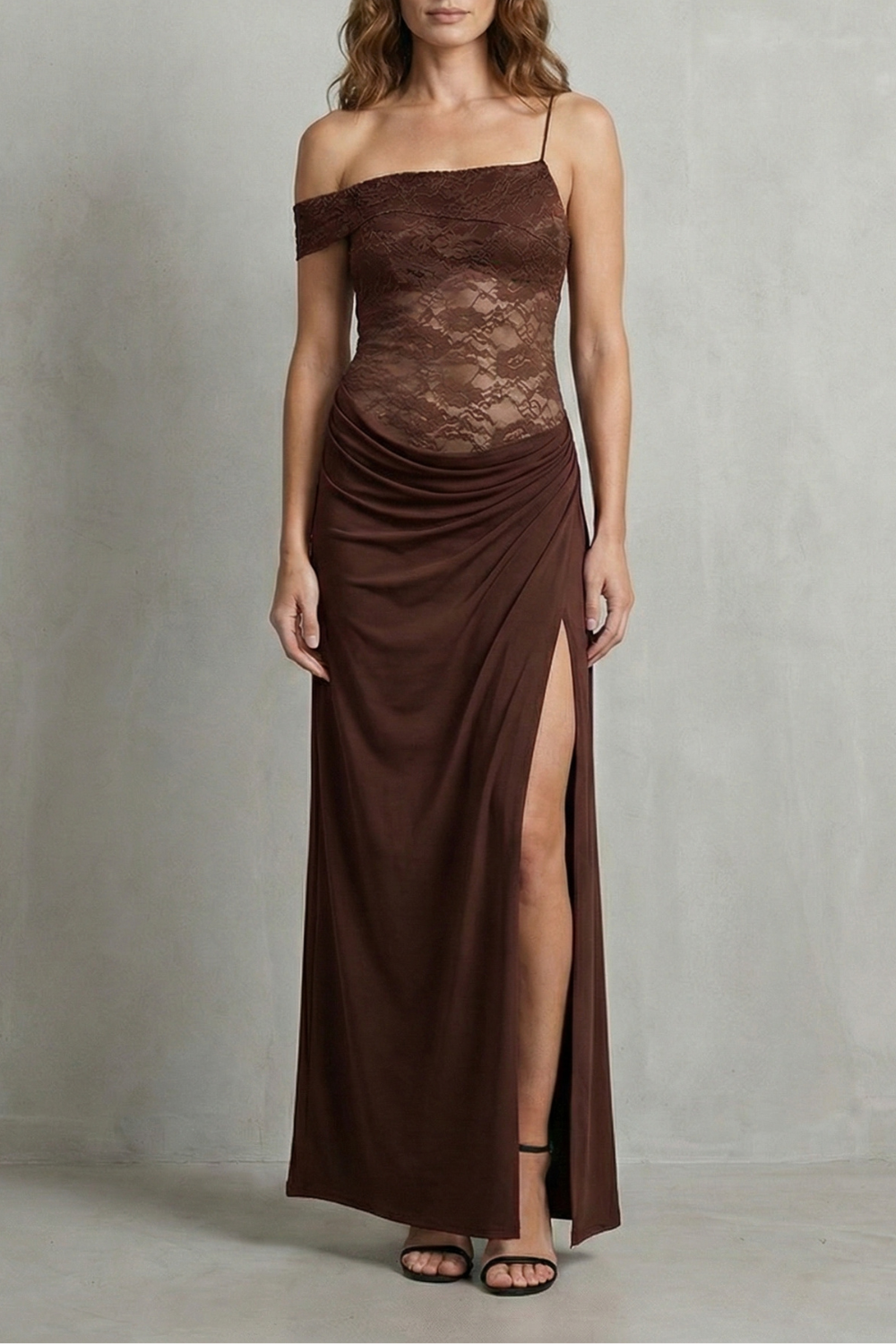 Emily – Ponadczasowy romans – Elegancka sukienka maxi z koronką dla kobiet