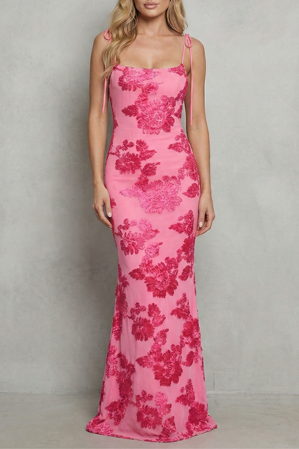 Fiona – Promienna sukienka – Damska sukienka maxi w kwiaty