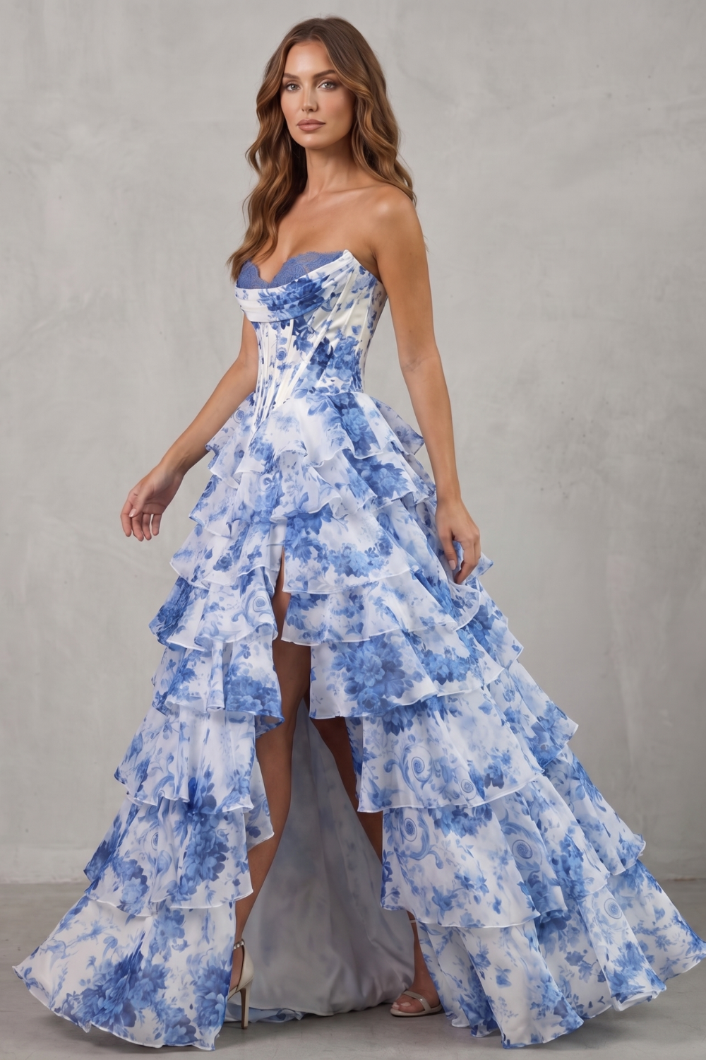 Fleurienne – Warstwowa kwiatowa moda – Sukienka maxi