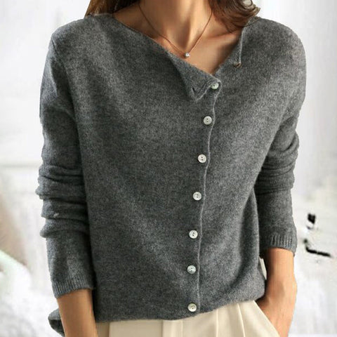Fryda | Elegancki Sweter Damski z Guzikami jako Stylowym Detalem