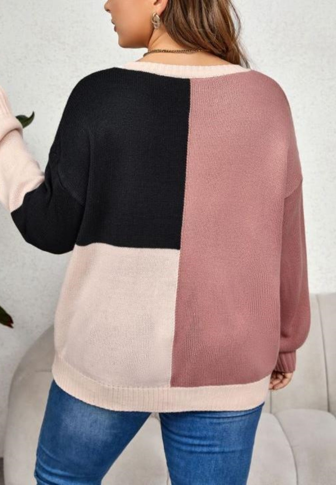 Gabriela | Kolorowy sweter damski plus size luźny i elegancki Chicveo