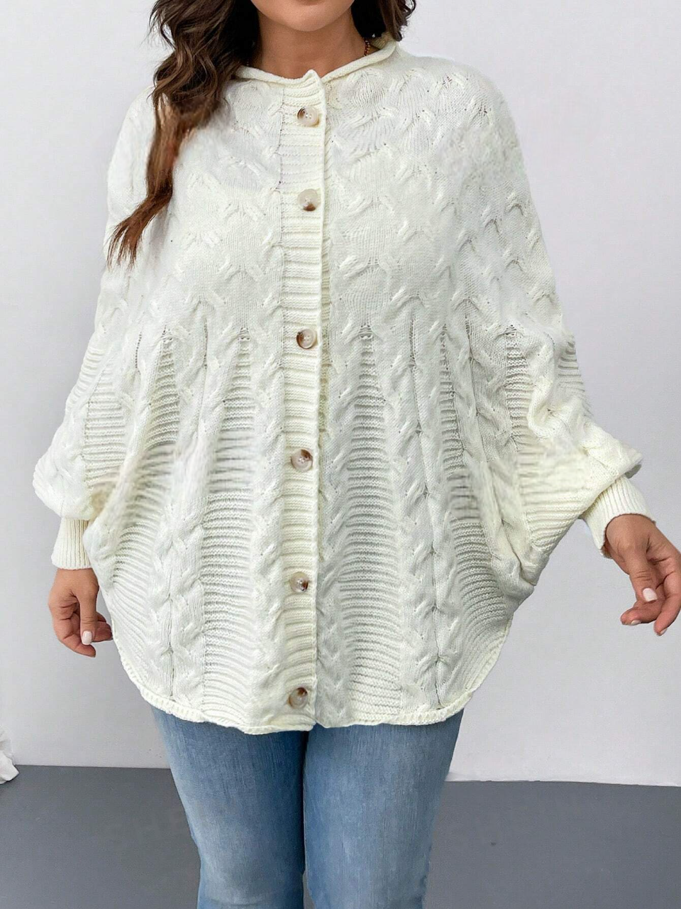 Kunegunda | Uroczy Kardigan Damski Plus Size z Kwiatowym Splotem