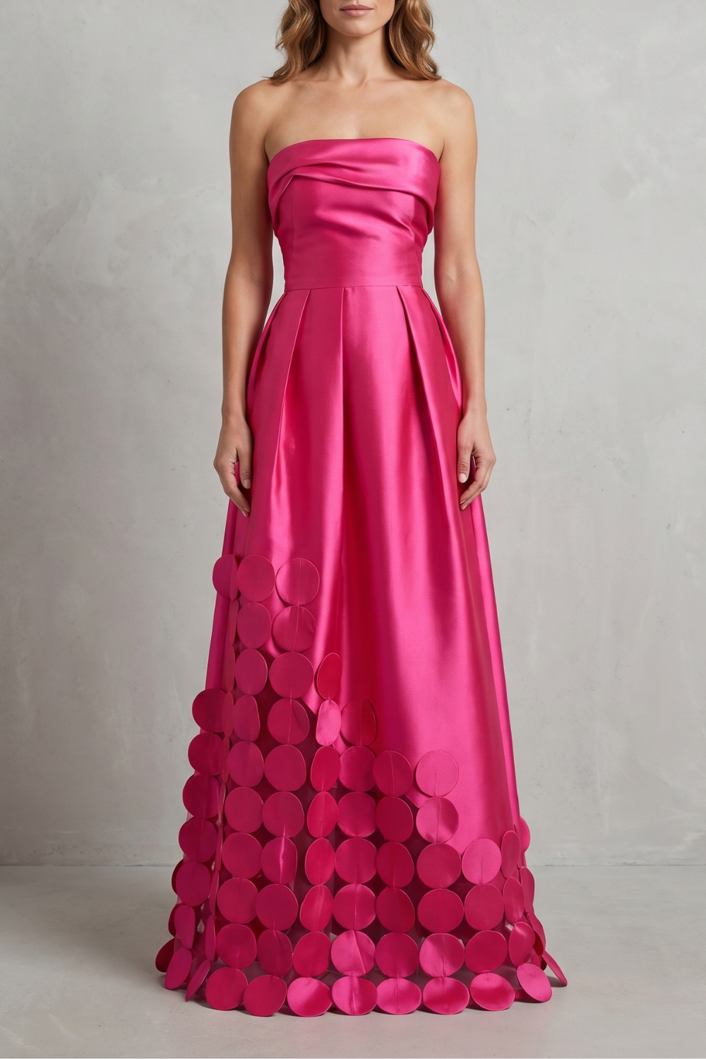 Luméa – Elegancja w satynowe kropki – Sukienka maxi