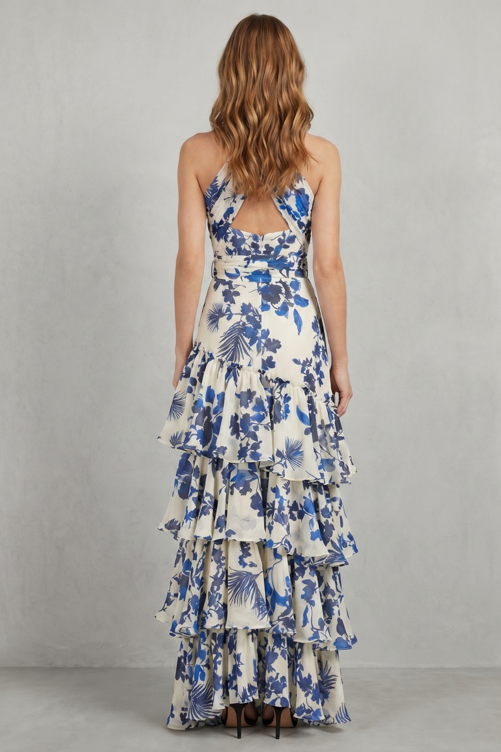 Lunarelle – Kwiatowa elegancja na halter – Sukienka maxi